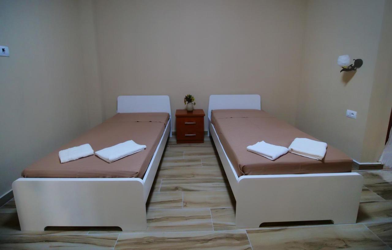 Hanna & Solei Hotel Berat Buitenkant foto