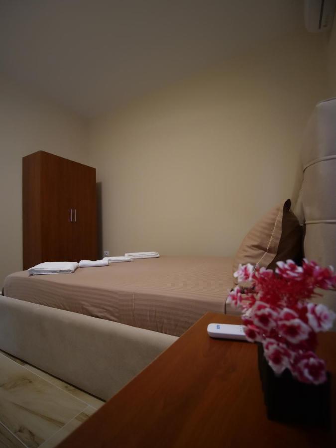 Hanna & Solei Hotel Berat Buitenkant foto