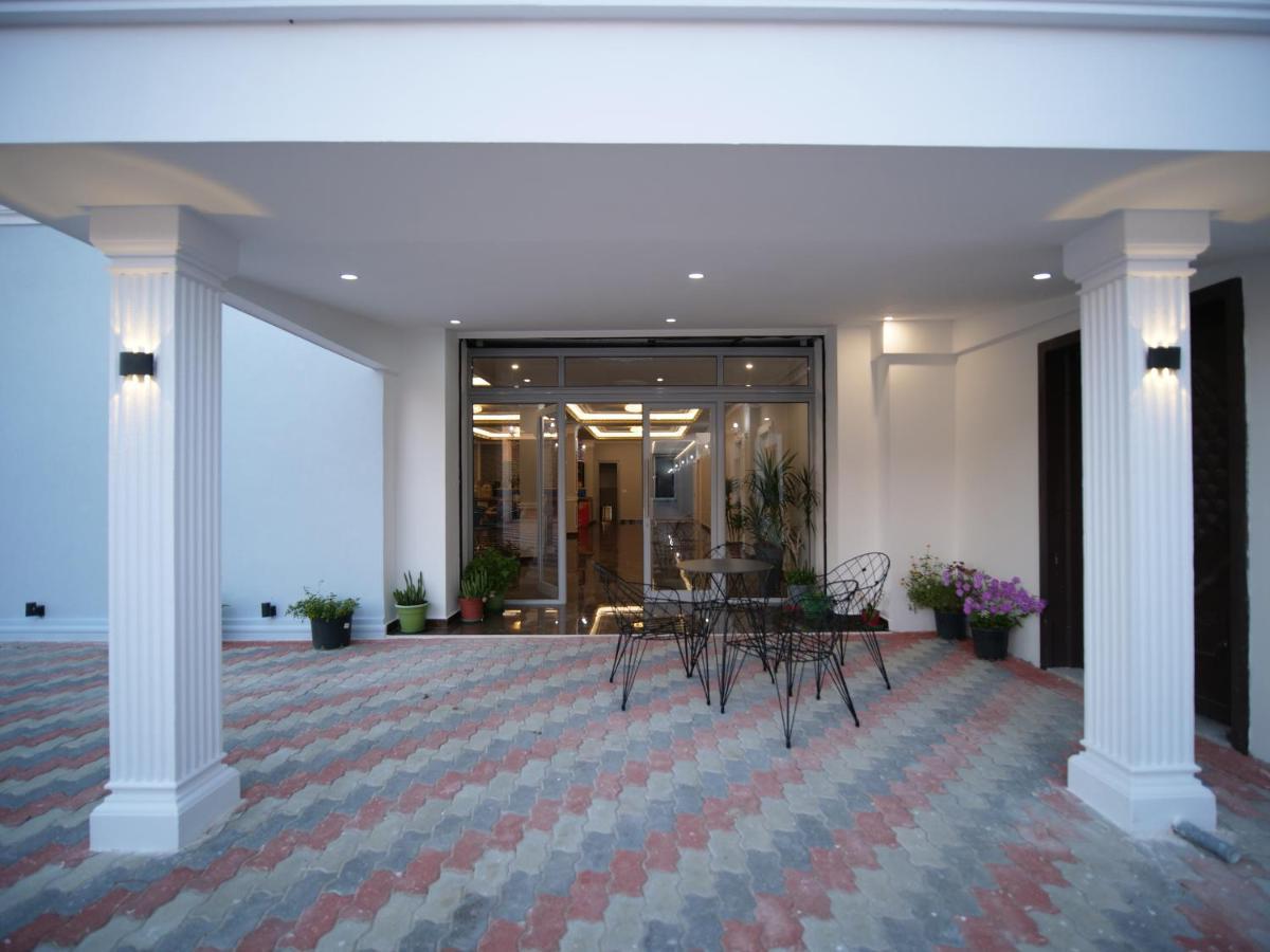 Hanna & Solei Hotel Berat Buitenkant foto