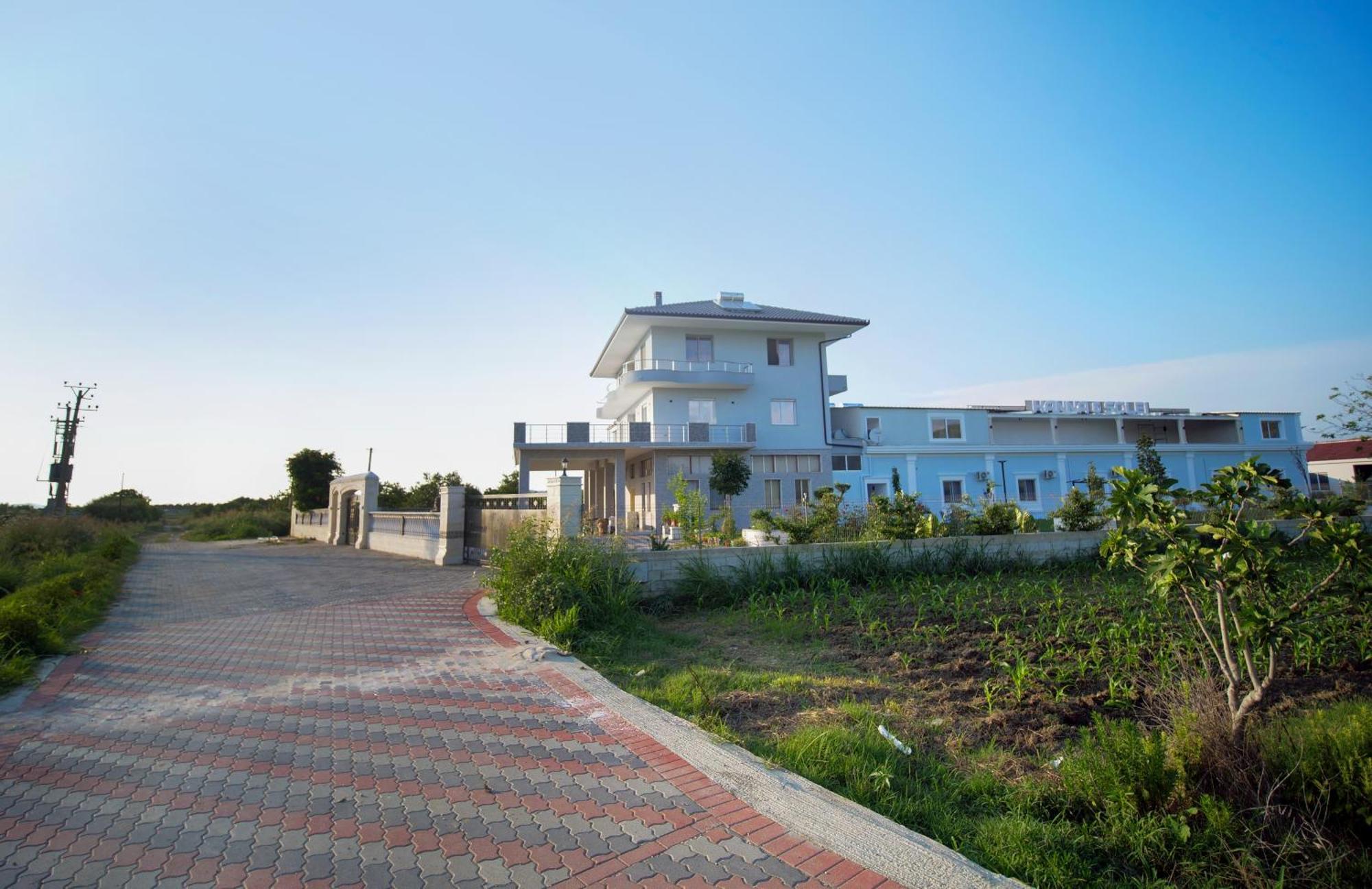 Hanna & Solei Hotel Berat Buitenkant foto