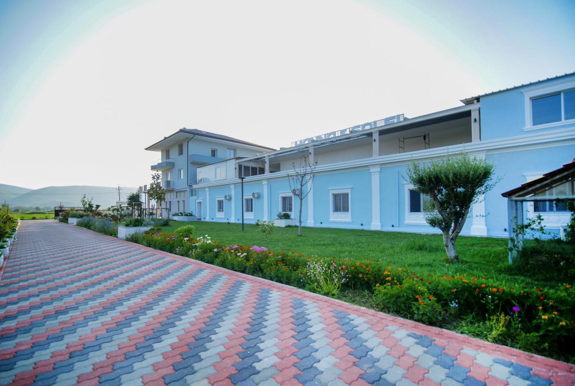 Hanna & Solei Hotel Berat Buitenkant foto