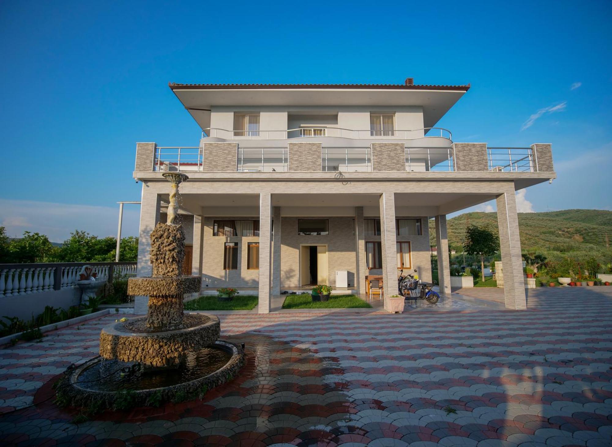 Hanna & Solei Hotel Berat Buitenkant foto
