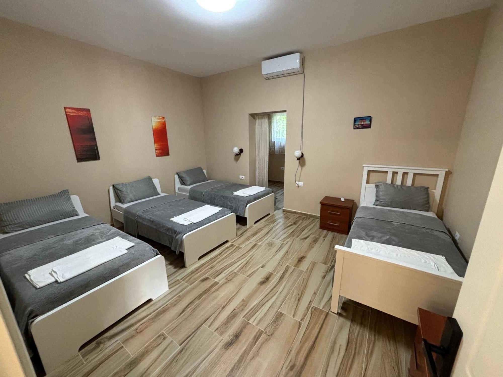 Hanna & Solei Hotel Berat Buitenkant foto